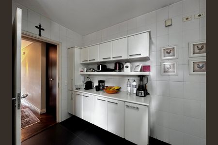 Apartamento à venda com 109m², 2 quartos e 3 vagas Apartamento à venda com 109m², 2 quartos e 3 vagasCozinha