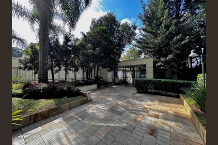 Apartamento à venda com 109m², 2 quartos e 3 vagas Apartamento à venda com 109m², 2 quartos e 3 vagasEntrada