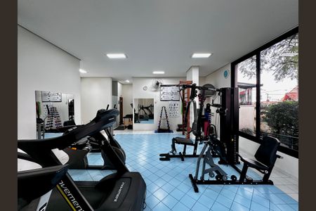 Apartamento à venda com 109m², 2 quartos e 3 vagas Apartamento à venda com 109m², 2 quartos e 3 vagasÁrea comum - Academia