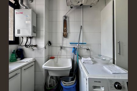 Apartamento à venda com 109m², 2 quartos e 3 vagas Apartamento à venda com 109m², 2 quartos e 3 vagasÁrea de Serviço
