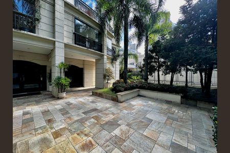 Apartamento à venda com 109m², 2 quartos e 3 vagas Apartamento à venda com 109m², 2 quartos e 3 vagasEntrada