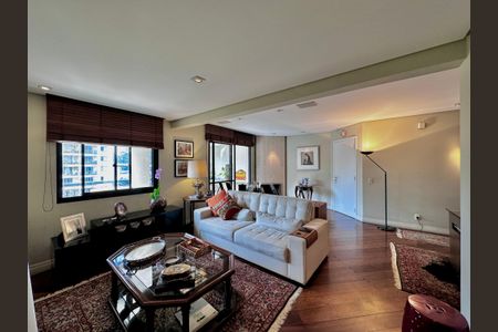 Apartamento à venda com 109m², 2 quartos e 3 vagas Apartamento à venda com 109m², 2 quartos e 3 vagasSala