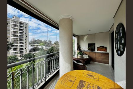 Apartamento à venda com 109m², 2 quartos e 3 vagas Apartamento à venda com 109m², 2 quartos e 3 vagasVaranda da Sala