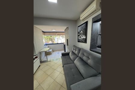 Apartamento à venda com 81m², 2 quartos e 1 vaga Apartamento à venda com 81m², 2 quartos e 1 vagaSala