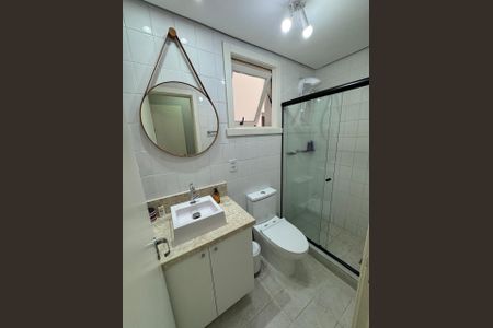 Apartamento à venda com 81m², 2 quartos e 1 vaga Apartamento à venda com 81m², 2 quartos e 1 vagaBanheiro 1