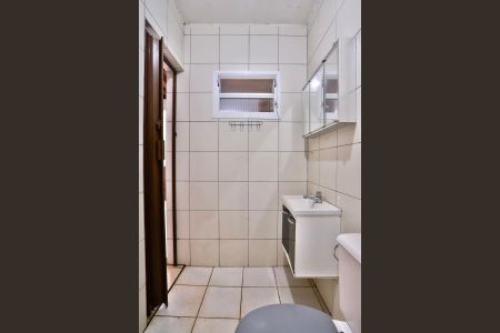 Casa à venda com 454m², 4 quartos e 4 vagas Casa à venda com 454m², 4 quartos e 4 vagasBanheiro de serviço