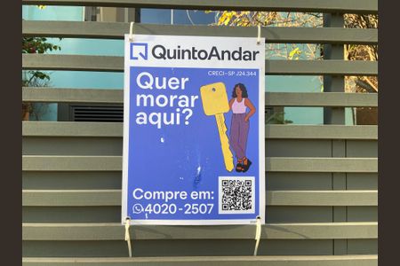 Casa à venda com 454m², 4 quartos e 4 vagas Casa à venda com 454m², 4 quartos e 4 vagasPlaca
