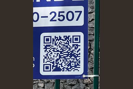 Apartamento à venda com 128m², 3 quartos e sem vaga Apartamento à venda com 128m², 3 quartos e sem vagaFachada e placa