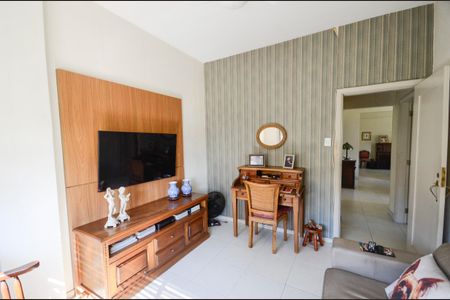 Apartamento à venda com 128m², 3 quartos e sem vaga Apartamento à venda com 128m², 3 quartos e sem vagaQuarto 2