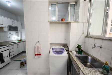 Apartamento à venda com 128m², 3 quartos e sem vaga Apartamento à venda com 128m², 3 quartos e sem vagaÁrea de Serviço