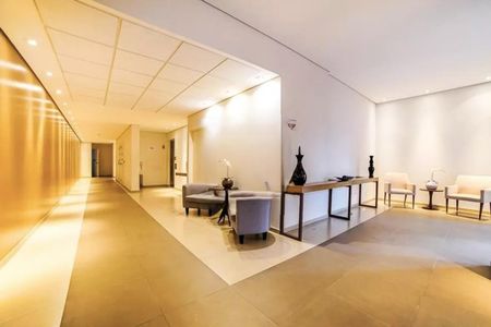 Apartamento à venda com 63m², 2 quartos e 1 vaga Apartamento à venda com 63m², 2 quartos e 1 vagaHall social