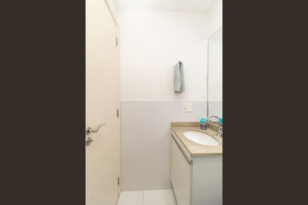 Apartamento à venda com 63m², 2 quartos e 1 vaga Apartamento à venda com 63m², 2 quartos e 1 vagaBanheiro Social