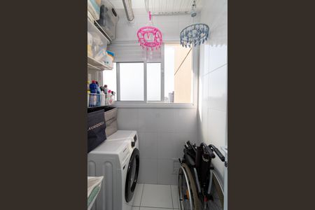 Apartamento à venda com 63m², 2 quartos e 1 vaga Apartamento à venda com 63m², 2 quartos e 1 vagaÁrea de Serviço