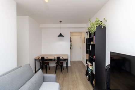 Apartamento à venda com 63m², 2 quartos e 1 vaga Apartamento à venda com 63m², 2 quartos e 1 vagaSala