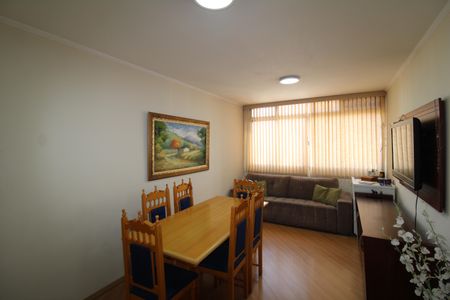 Apartamento à venda com 88m², 3 quartos e sem vagaSala