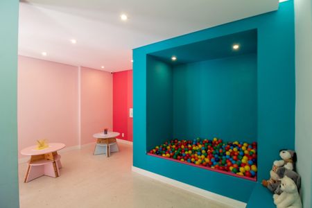 Apartamento à venda com 32m², 1 quarto e sem vaga Apartamento à venda com 32m², 1 quarto e sem vagaÁrea comum - Brinquedoteca