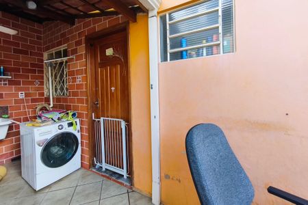 Casa à venda com 150m², 3 quartos e 3 vagasÁrea de Serviço