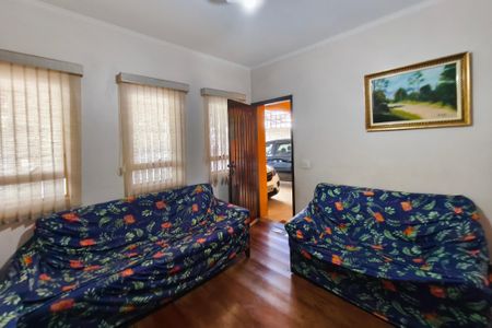 Casa à venda com 150m², 3 quartos e 3 vagasSala