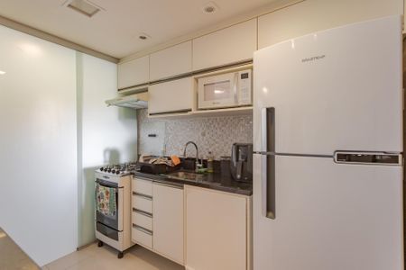 Apartamento à venda com 68m², 2 quartos e 1 vaga Apartamento à venda com 68m², 2 quartos e 1 vagaCozinha
