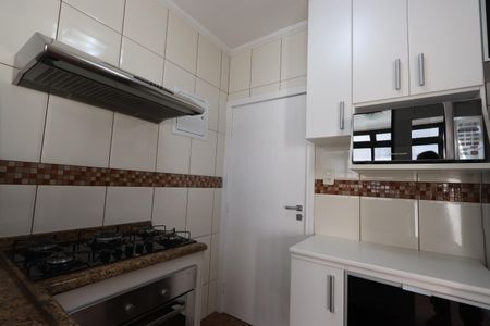 Apartamento à venda com 74m², 2 quartos e 1 vagaCozinha