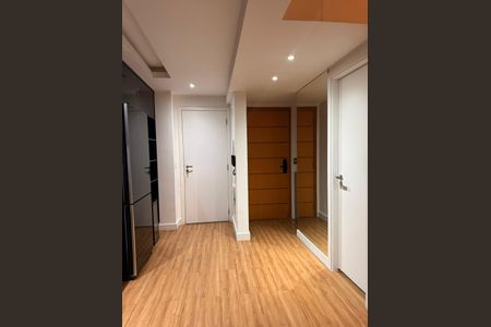 Apartamento à venda com 107m², 2 quartos e 2 vagas Apartamento à venda com 107m², 2 quartos e 2 vagasQuarto