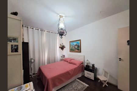 Apartamento à venda com 160m², 4 quartos e 2 vagas Apartamento à venda com 160m², 4 quartos e 2 vagasQuarto 2