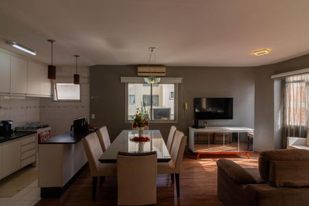 Studio à venda com 42m², 1 quarto e 1 vaga Studio à venda com 42m², 1 quarto e 1 vagaStudio