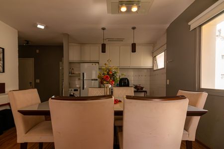 Studio à venda com 42m², 1 quarto e 1 vaga Studio à venda com 42m², 1 quarto e 1 vagaStudio - Sala de Jantar