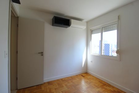 Apartamento à venda com 95m², 3 quartos e 2 vagasSuíte 2