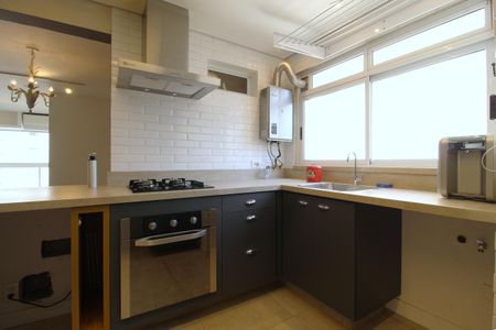 Apartamento à venda com 95m², 3 quartos e 2 vagasCozinha e Área de Serviço