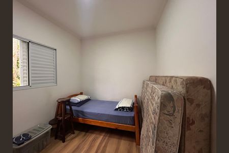 Casa à venda com 180m², 4 quartos e 2 vagas Casa à venda com 180m², 4 quartos e 2 vagasQuarto 3 - Casa 1