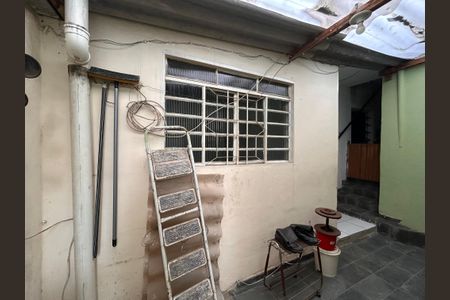 Casa à venda com 180m², 4 quartos e 2 vagas Casa à venda com 180m², 4 quartos e 2 vagasÁrea de Serviço - Casa 2