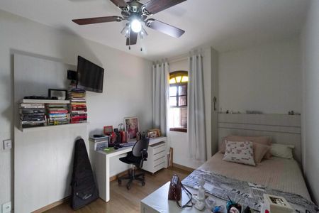 Casa à venda com 222m², 3 quartos e 4 vagas Casa à venda com 222m², 3 quartos e 4 vagasQuarto 1