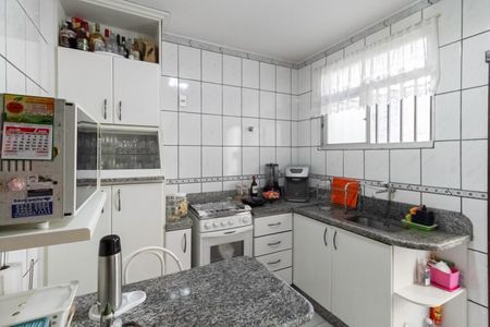 Casa à venda com 222m², 3 quartos e 4 vagas Casa à venda com 222m², 3 quartos e 4 vagasCozinha