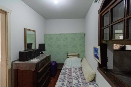 Casa à venda com 222m², 3 quartos e 4 vagas Casa à venda com 222m², 3 quartos e 4 vagasQuarto de serviço