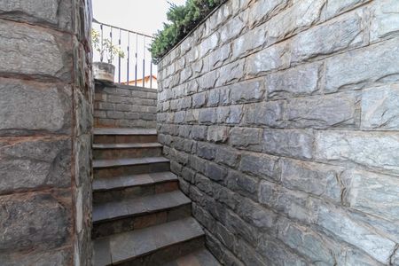 Casa à venda com 222m², 3 quartos e 4 vagas Casa à venda com 222m², 3 quartos e 4 vagasEntrada