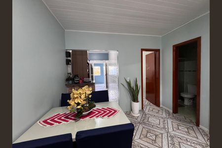 Casa à venda com 78m², 2 quartos e 2 vagas Casa à venda com 78m², 2 quartos e 2 vagasSala