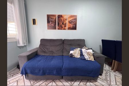 Casa à venda com 78m², 2 quartos e 2 vagas Casa à venda com 78m², 2 quartos e 2 vagasSala
