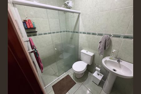 Casa à venda com 78m², 2 quartos e 2 vagas Casa à venda com 78m², 2 quartos e 2 vagasBanheiro