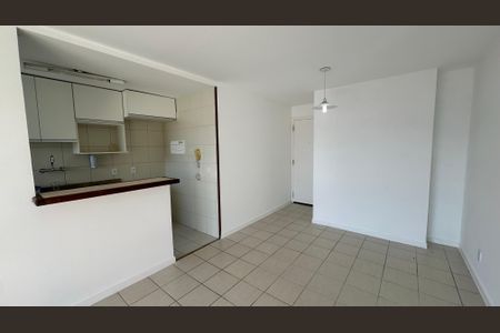 Apartamento à venda com 63m², 2 quartos e 1 vagaSala