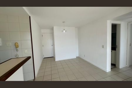 Apartamento à venda com 63m², 2 quartos e 1 vagaSala