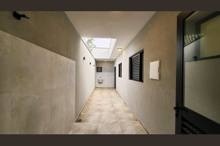 Casa à venda com 85m², 3 quartos e 2 vagas Casa à venda com 85m², 3 quartos e 2 vagasQuintal