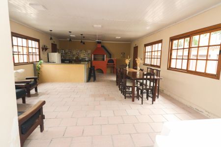 Apartamento à venda com 80m², 2 quartos e 1 vaga Apartamento à venda com 80m², 2 quartos e 1 vagaÁrea comum - Salão de festas