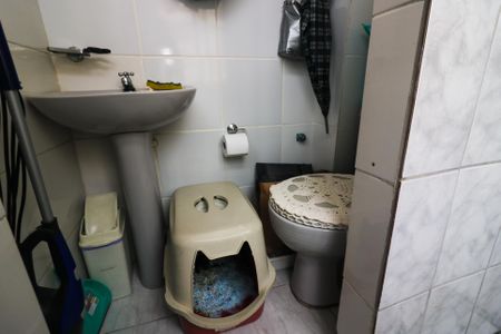 Apartamento à venda com 80m², 2 quartos e 1 vaga Apartamento à venda com 80m², 2 quartos e 1 vagaBanheiro de serviço