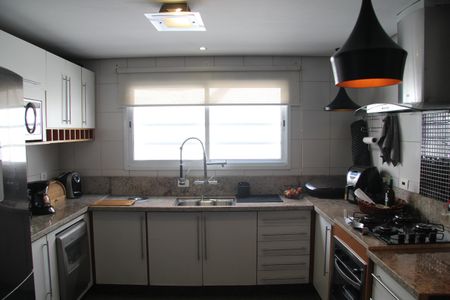 Casa à venda com 190m², 3 quartos e 3 vagasCozinha