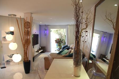 Casa à venda com 190m², 3 quartos e 3 vagasSala