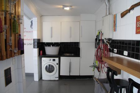 Casa à venda com 190m², 3 quartos e 3 vagasEspaço Gourmet e Área de Serviço