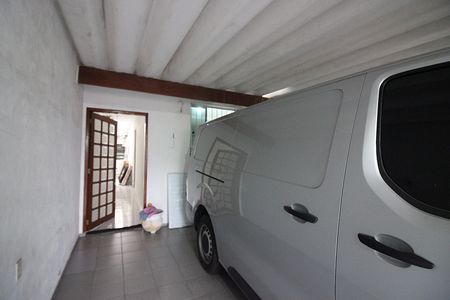 Casa à venda com 83m², 2 quartos e 2 vagasGaragem