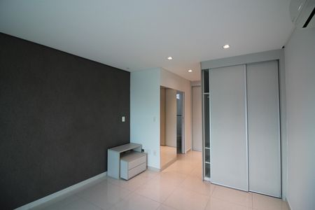 Apartamento à venda com 150m², 3 quartos e 4 vagasSuíte 1