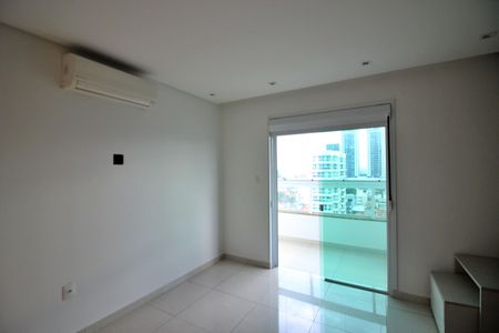 Apartamento à venda com 150m², 3 quartos e 4 vagasSuíte 1